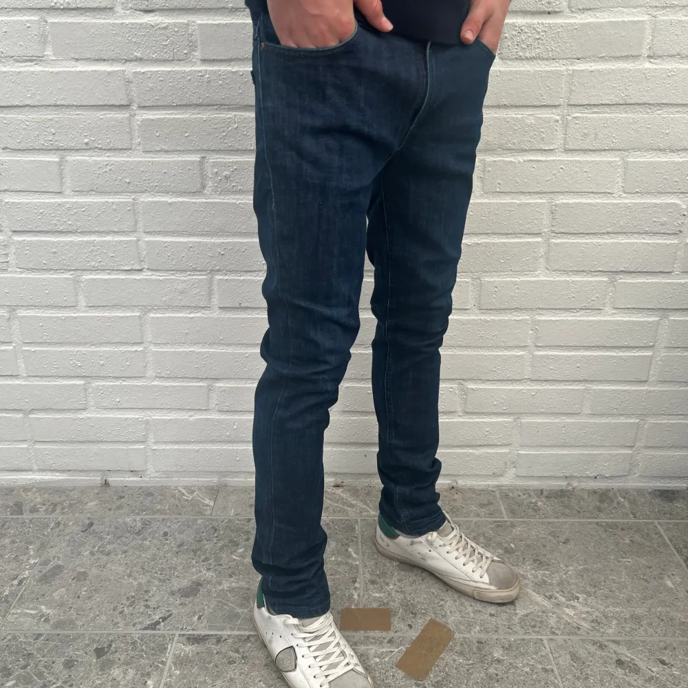 Nudie slim jeans || Nyskick, knappt användna || Passar 170-180 cm || Skriv vid minsta fundering! Mvh, CH . Jeans & Byxor.