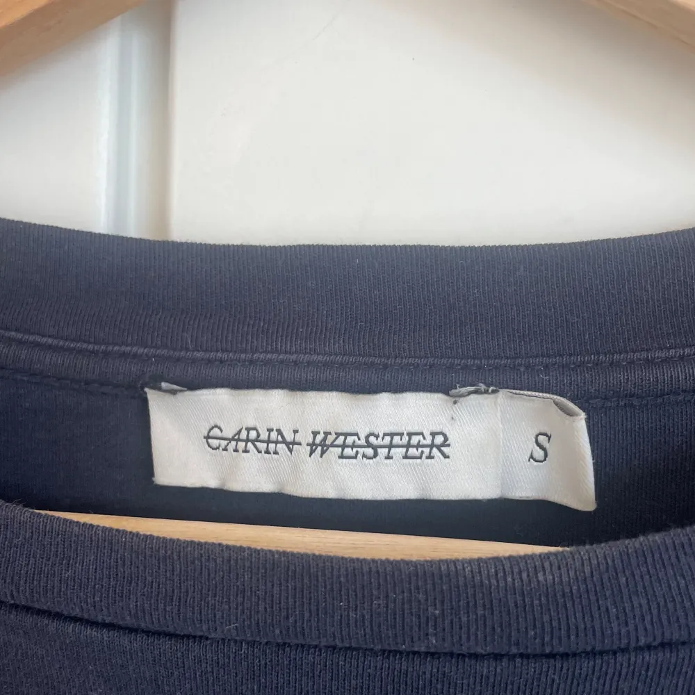Så najs T-shirt från Carin Wester!! . T-shirts.