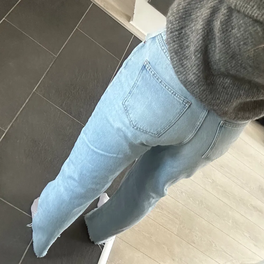 Blå jeans från NA-KD❣️. Jeans & Byxor.