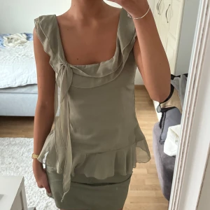 Top Motel - Säljer min fina topp från motel, endast använd 1 gång🩷