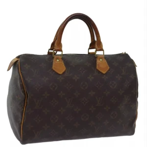Louis Vuitton - Louis Vuitton Speedy 30. Ett måste i väskkollektionen! Bra storlek för både vardagsbruk och resor.