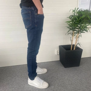 Tiger of sweden jeans - Säljer dessa tiger of sweden jeans i storleken 29/30, superfint skick. Kom privat för frågor😀