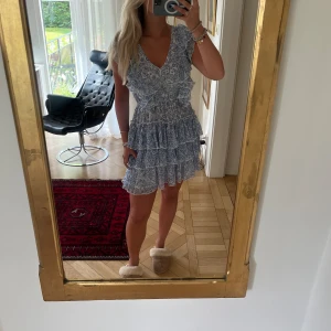 Underbar klänning - Fantastiskt fin klänning från Accessorize london. Använd en gång. 