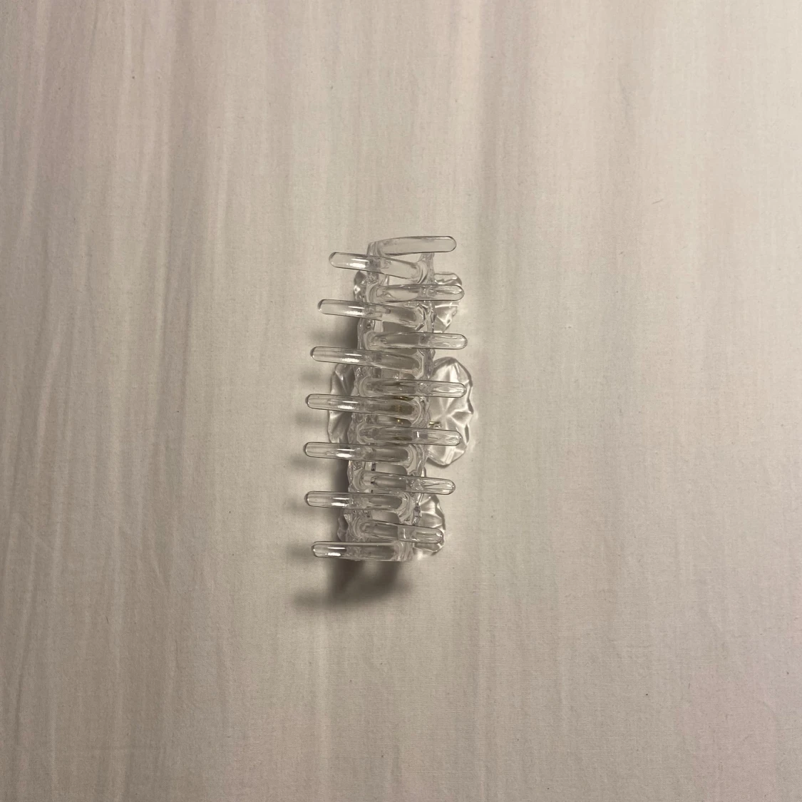 Hårklämma ginatricot