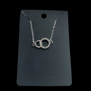 bianka bracelet silver - jättefint silver armband som är gjort av rostfritt stål!