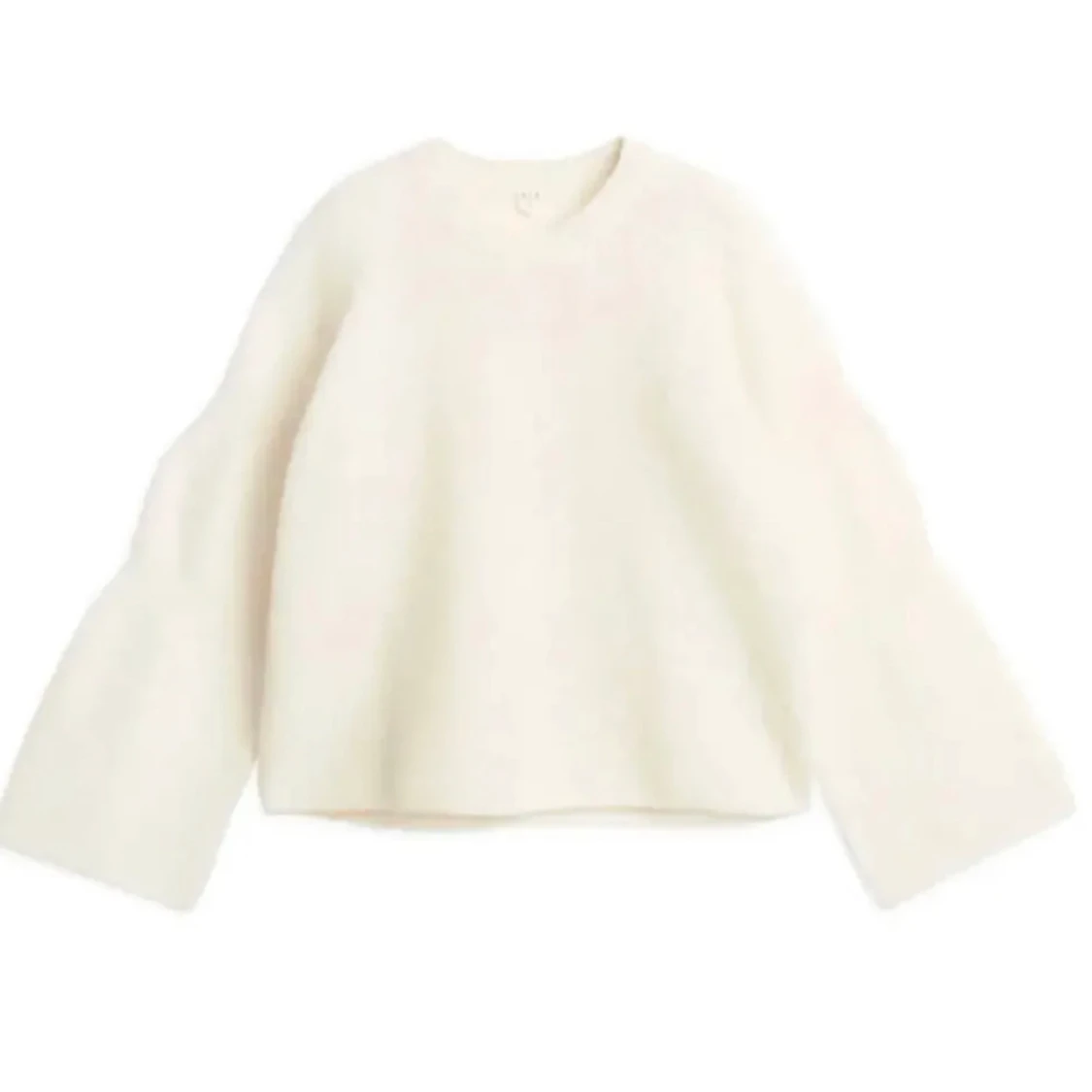 Vit stickad tröja 🤍