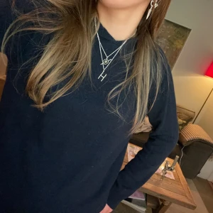 Soft goat tröja med luva - Jötte fin soft goat tröja köpt för ett år sedan i stolek 158-164 som passar en xs/s 