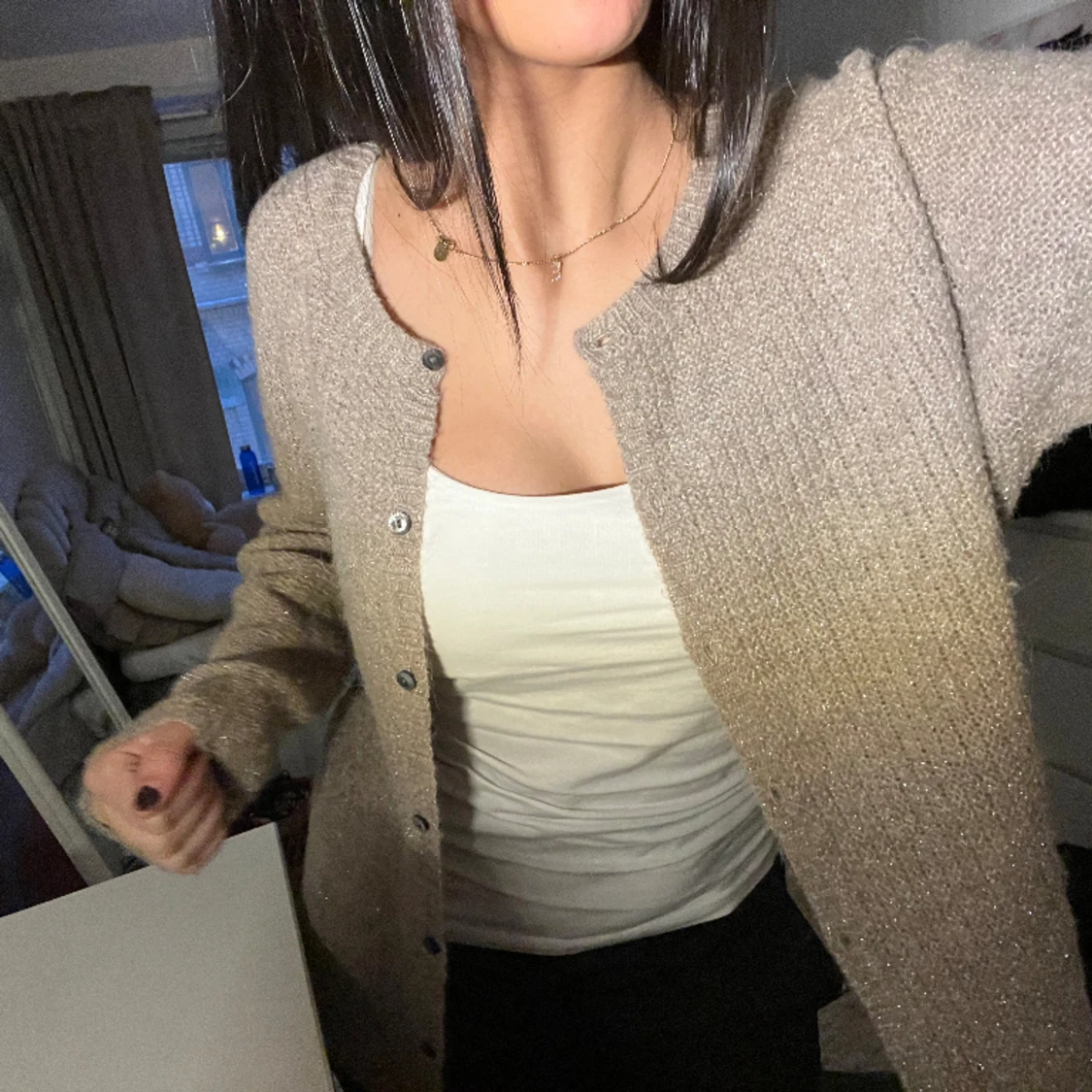 Glittrig stickad Kofta  - 90