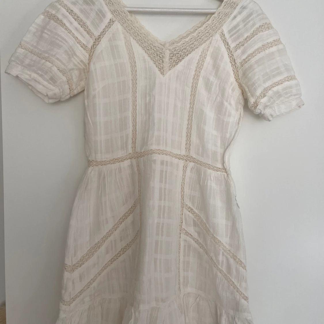 Vit sommarklänning - 90