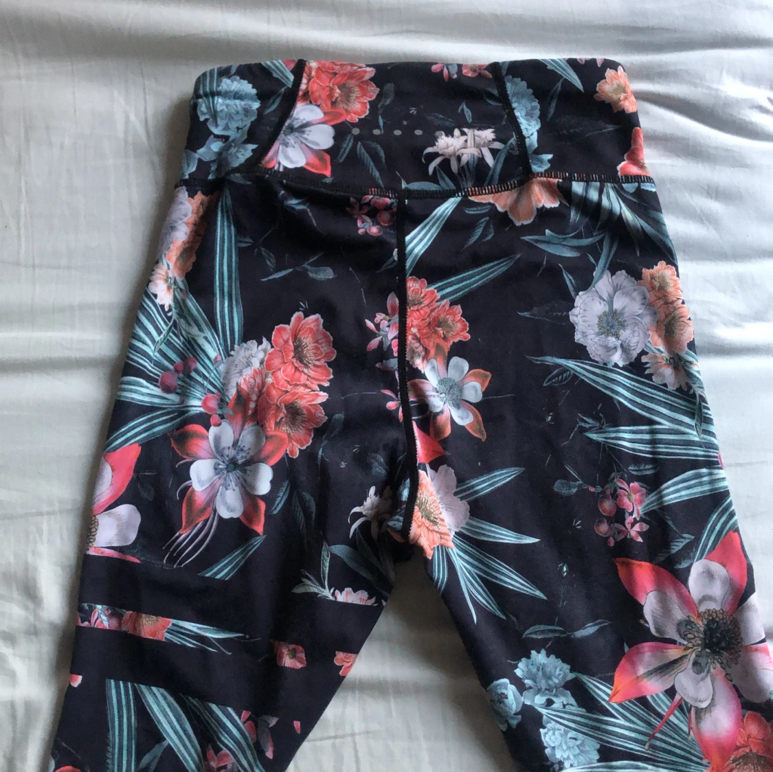Blommiga träningsbyxor  - 91