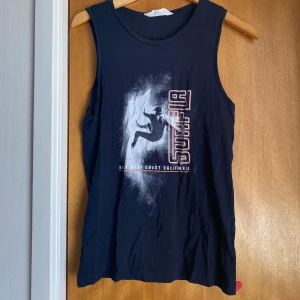 Linne - Jättefint skick, storlek 158/164, men kan nog även passa en Xs i herrstorlek