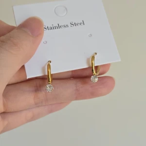 Rostfritt stål creoler  - I bra skick