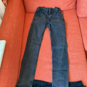 Jeans - Bra skick inte använt på länge 