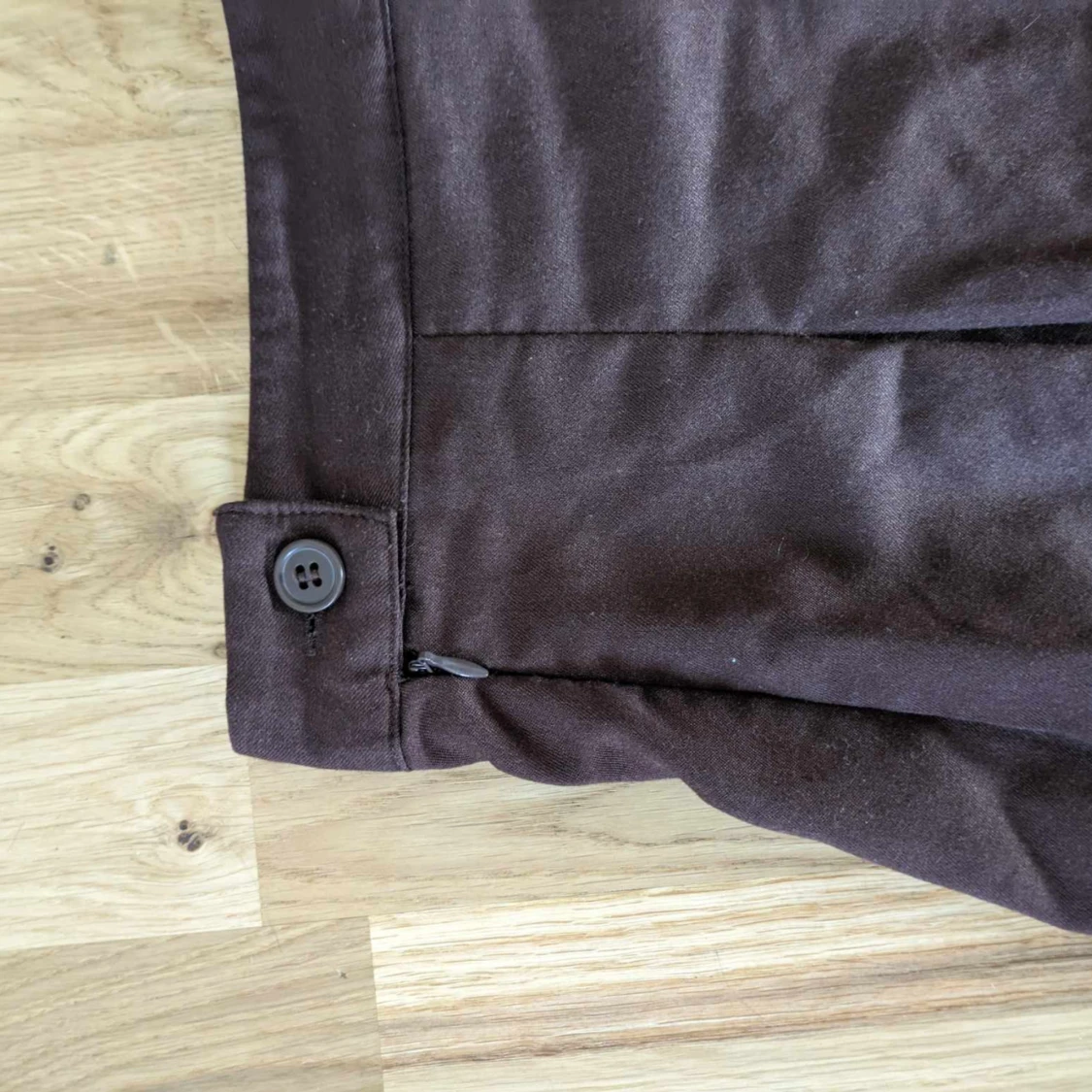 Brown pleated skirt - 90