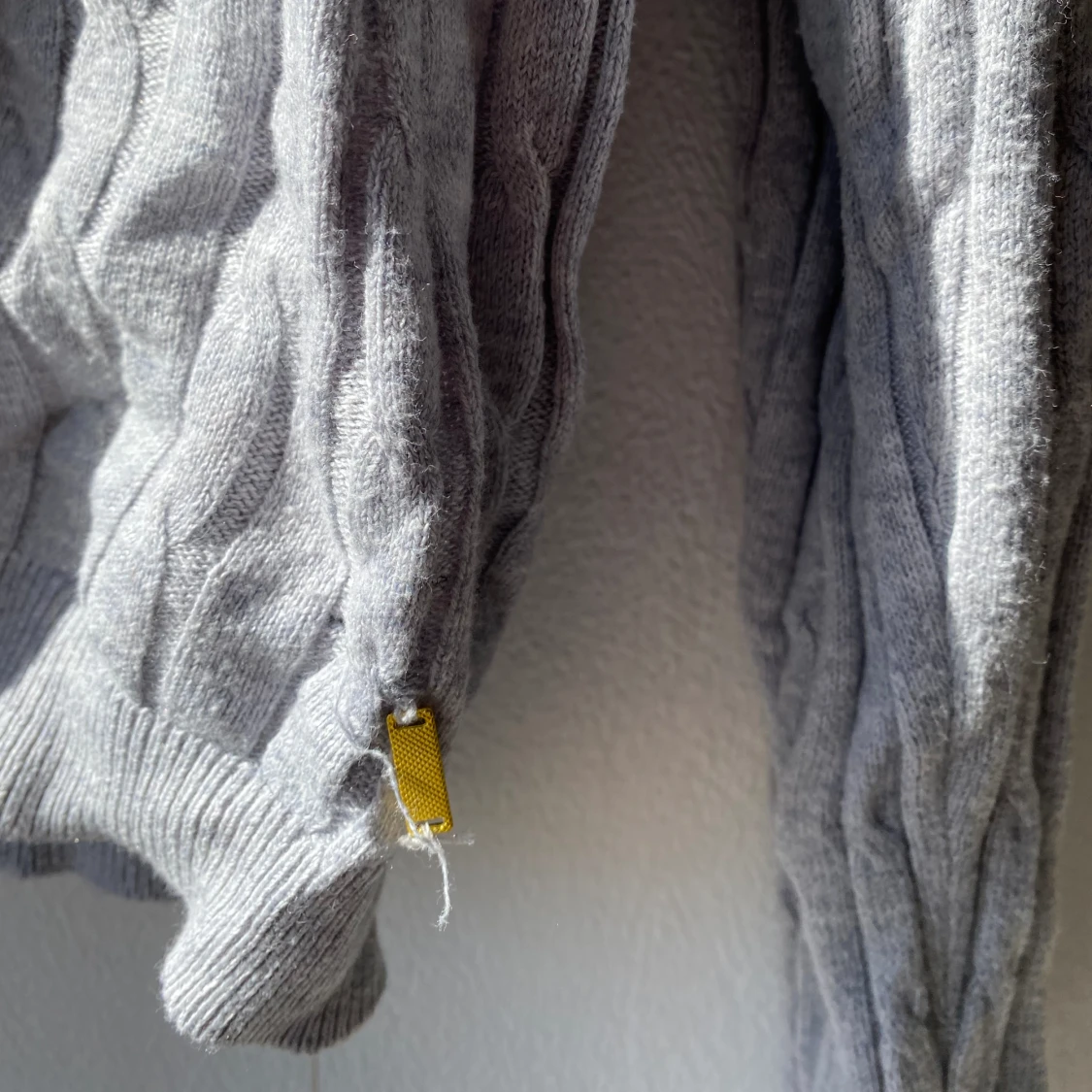 Grå tröja - 91