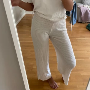 Mjukisbyxor  - Säljer nu dessa super sköna och svala mjukisbyxor 🥰🌸😋