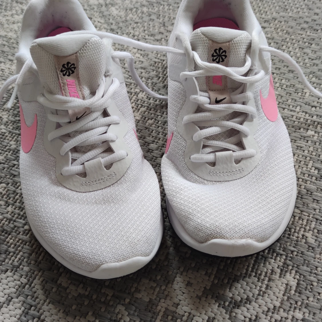 Nike revolution löparskor