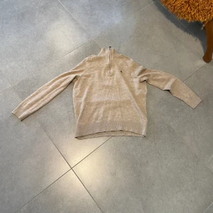 Morris half zip 400kr - Beige Morris Half zip storlek S