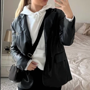 Bershka Skinnkavaj - Gott skick i storlek S. 