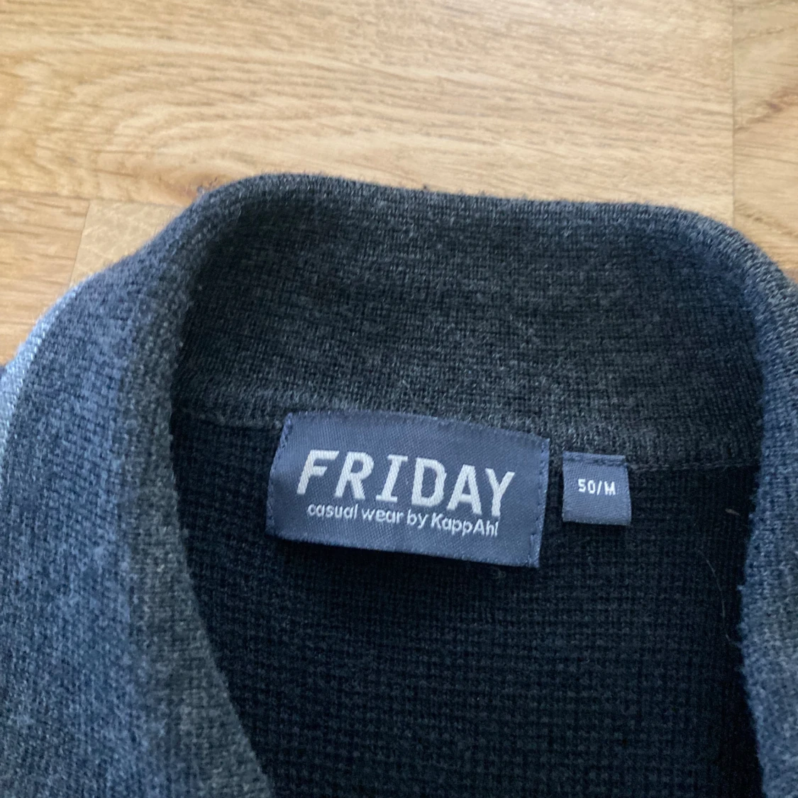 Stickad Kappahl zip - 91