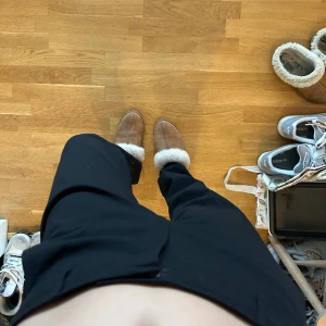 Kostymbyxor  - Super fina kostymbyxor från Hope, kommer tyvärr inte till användning men super fint skick, storlek M men passar även mig som är S