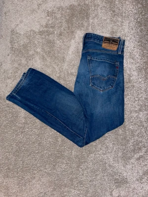 Replay jeans - Feta replay jeans i bra skicka Säljer dom för att jag inte använder dom