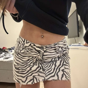 Zebra kjol - Jeans kjol i zebra