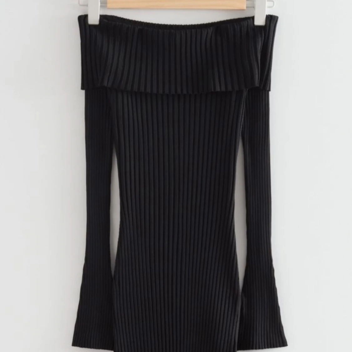 Offshoulder klänning 