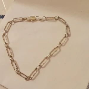 Armband Silver 925 . - Armband Silver 925 med stämpel .18.5 cm o 2.40 ,gram .fint skick .