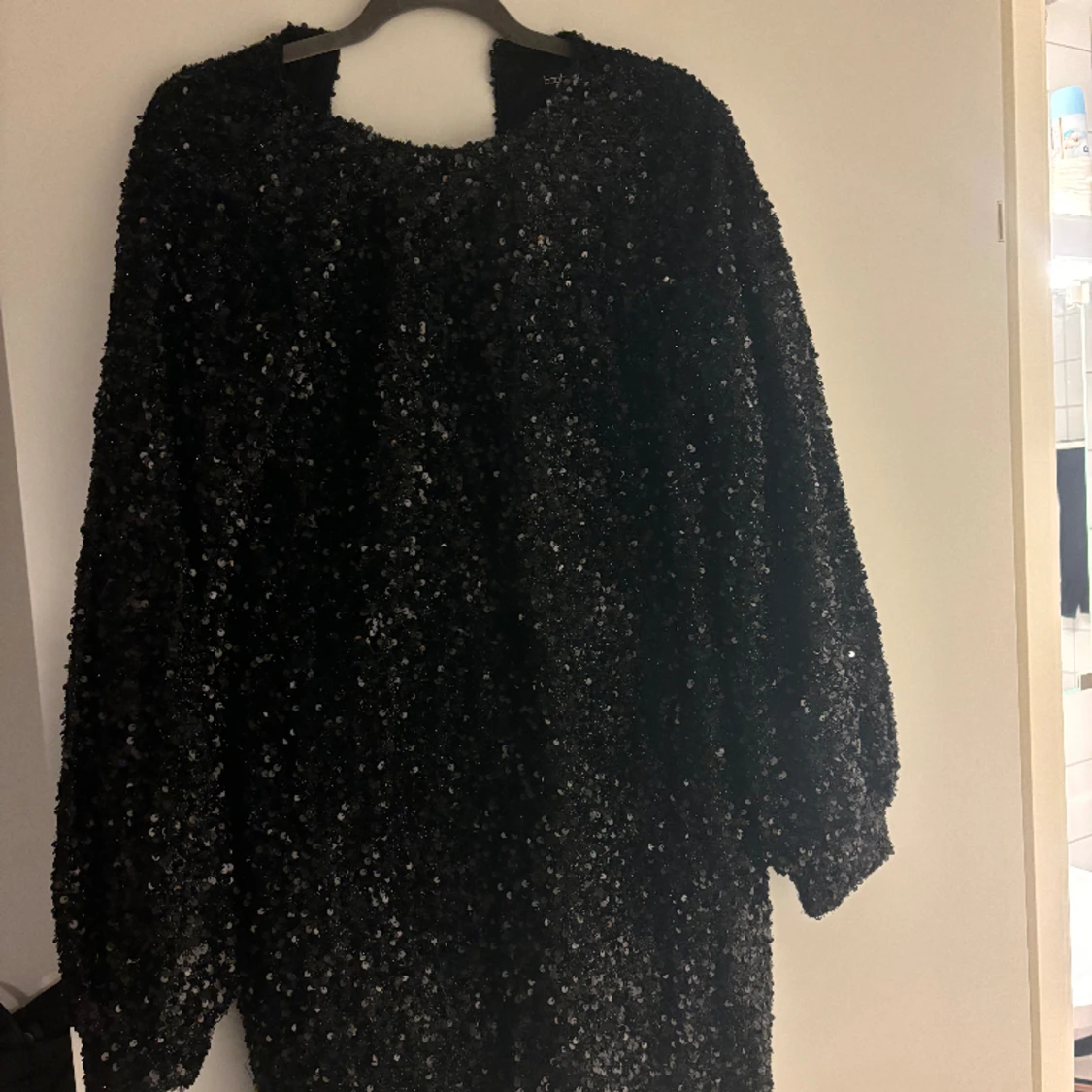 Festklänning från BOHOO