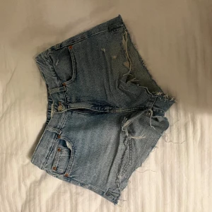 Zara shorts - Super snygga jeansshorts ifrån zara barn❤️