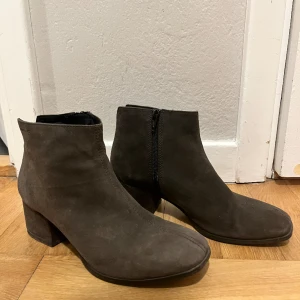 Vagabond - Nästan aldrig använda, fint skick! 