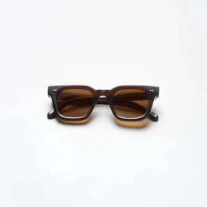 Chimi 04 - Säljer dessa bruna chimis i modellen 04. Nyskick, inga defekter alls! Kan tänka mig gå ner i pris vid snabb affär💕