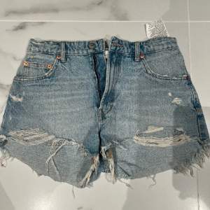 Ljusblå jeansshorts från zara💙