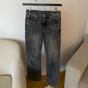 Arket flare jeans - Snygga jeans från arket i mycket bra skick 