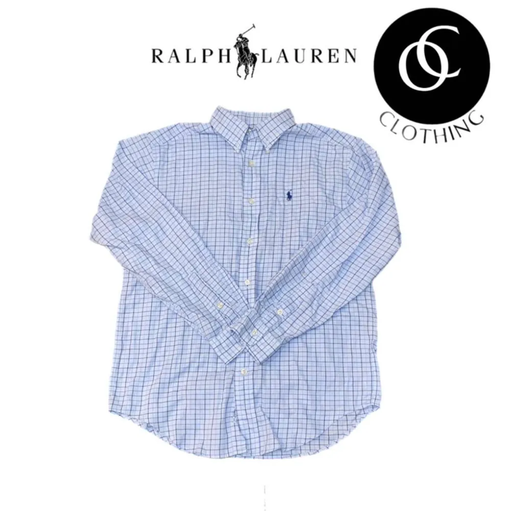 Säljer en riktigt snygg Ralph Lauren skjorta i skick,8/10, storlek 16 motsvarar M/L. Modellen på bilden är 183cm lång.. Skjortor.