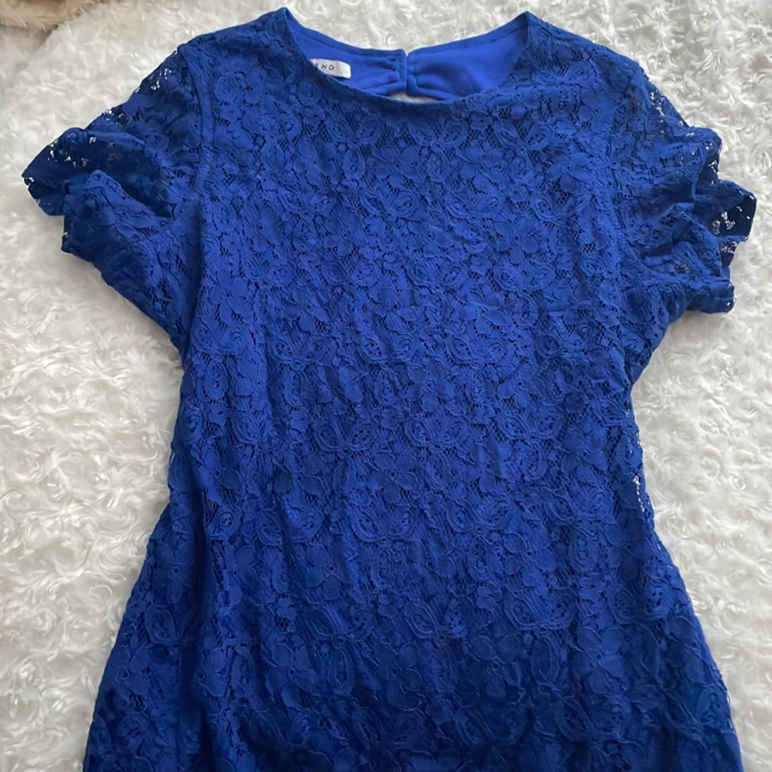 Blå spets klänning 