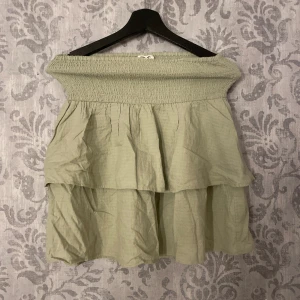 Kjol - Kjol från Kappahl 40kr storlek 170