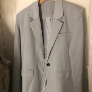 Oversized blazer - En grå blazer i Storlek M ifrån NA-KD 