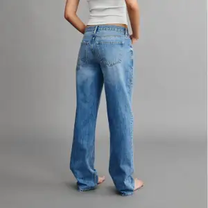Säljer dessa jeans från Gina i storlek 34💕