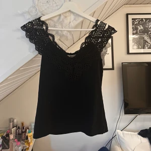 svart linne - as snygg❤️‍🔥❤️‍🔥❤️‍🔥