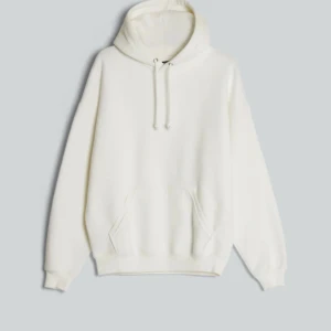bikbok hoodie - säljer en hoodie från bikbok då jag inte använder den, tröjan är använd få tala gånger och är i väldigt bra skick!