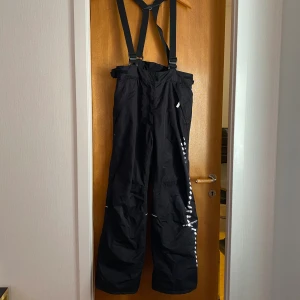 Everest Täckbyxor  - Använt men fint skick 
