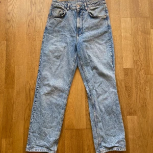 Jeans blåa - Skjut fina ljus tvättade, raka Jeans.