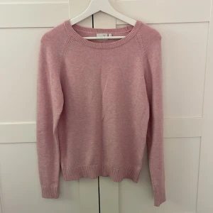 Rosa stickad tröja  - Jättefin stickad tröja i bra skick💗Storlek S