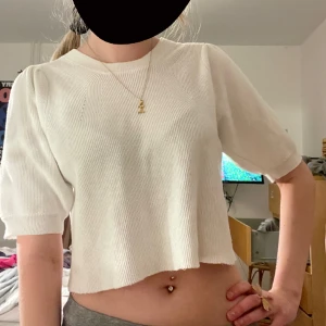 Trekvartsärmad top :) - Snygg trekvartstop :)