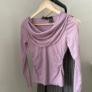 Vintage top - Purple top, in light material 