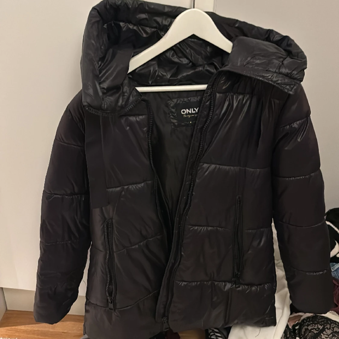 Dun jacka med luva  - 91