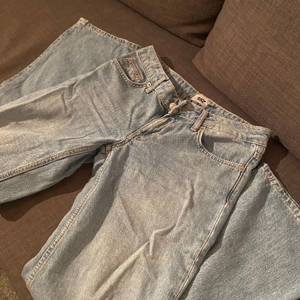 ”LOW RIDER” jeans från lager 157. Använd nån enstaka gång.. Jeans & Byxor.