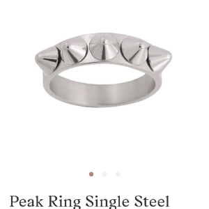 Edblad ring  - Säljer min super fina Edblad ring för den är lite stor för mig! Har tyvärr inte kvar boxen elr något  till för jag köpte den för några månader sen! 